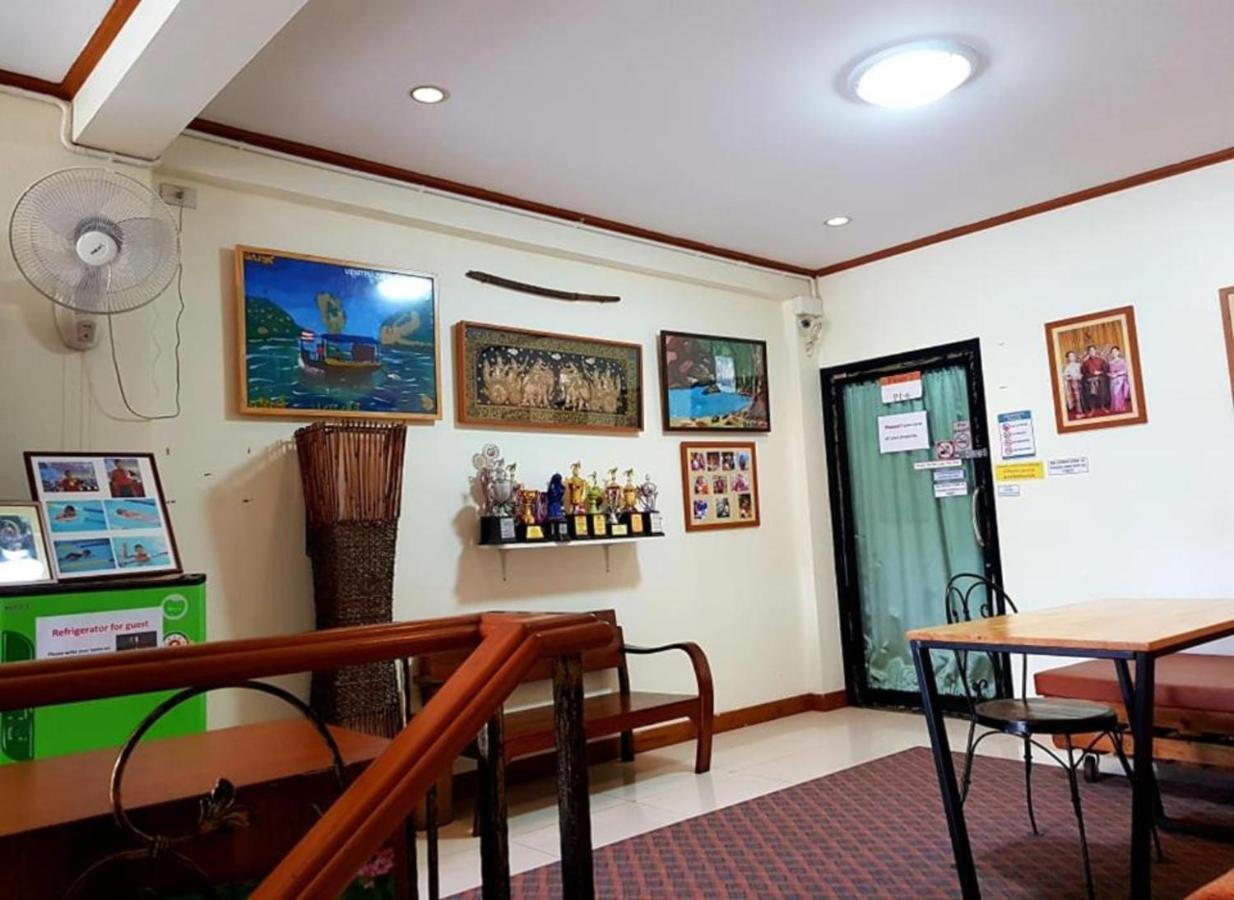 T2B Home (Adults Only) Чиангмай Экстерьер фото