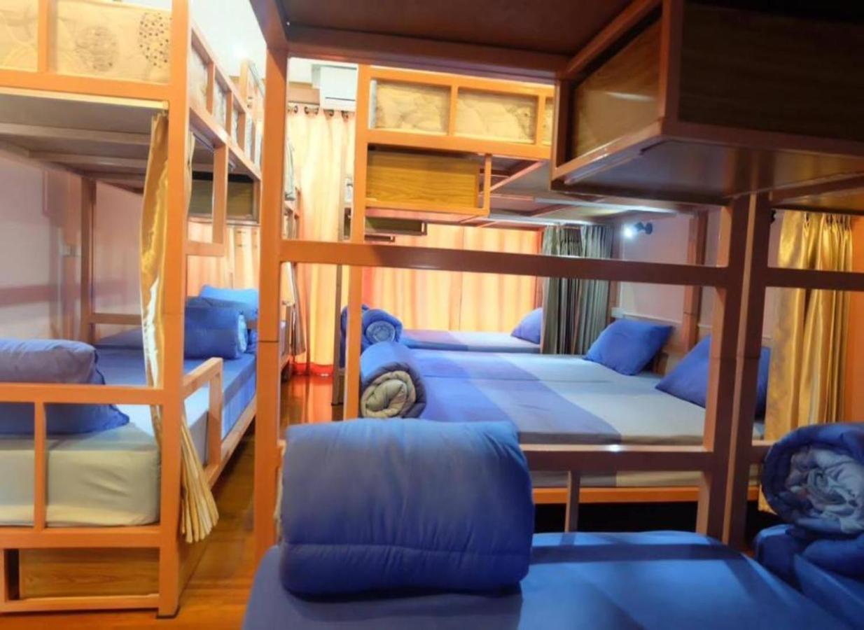 T2B Home (Adults Only) Чиангмай Экстерьер фото