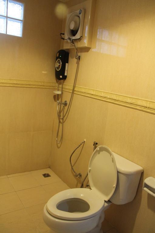 T2B Home (Adults Only) Чиангмай Экстерьер фото